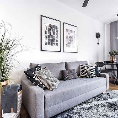 Myslbekova 5 Daire Ostrava Dış mekan fotoğraf